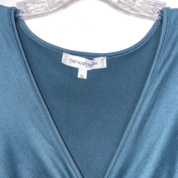 Vanity Room Short Sleeve Ruched Jersey Dress - Picture 3 of 6